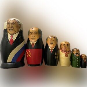 RUSSIAN NESTING DOLLS W/ POLITICAL FIGURES